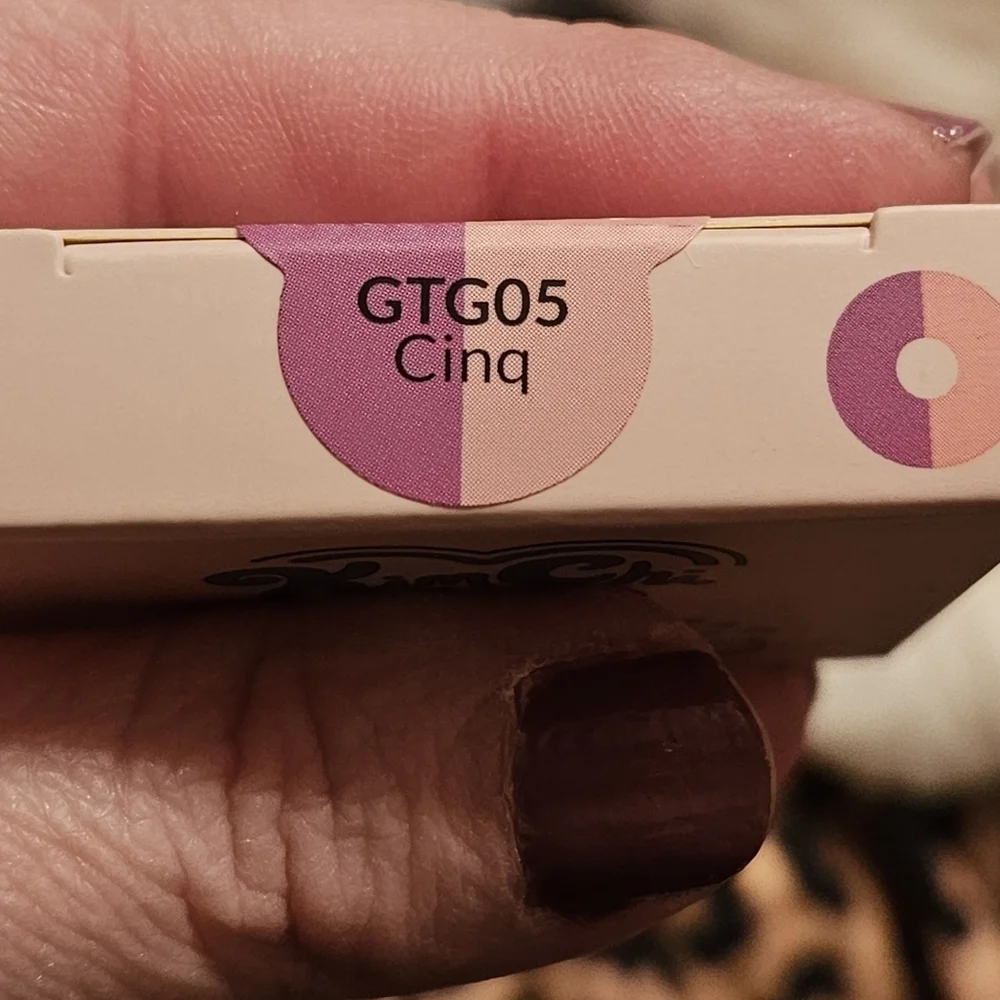 KimChi Chic Glazed 2 Go Makeup-New In Box
